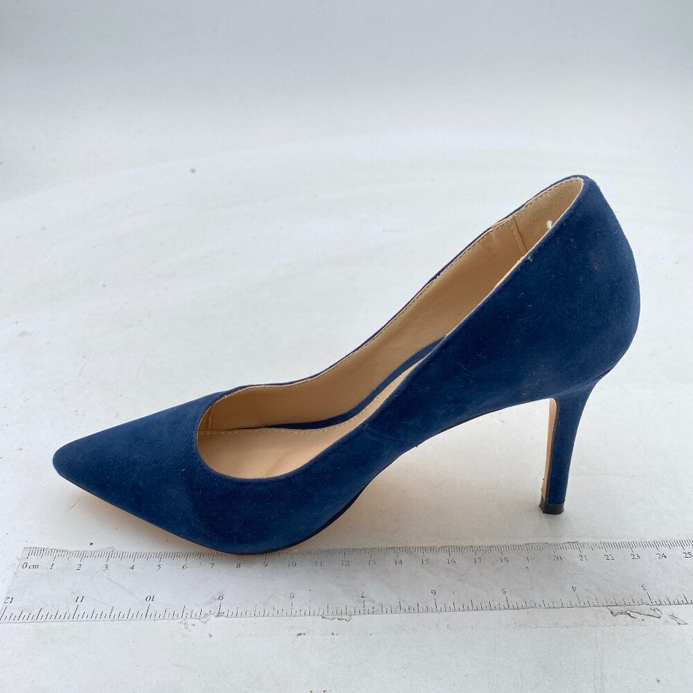 XYD Navy Pointed-Toe Suede Pump